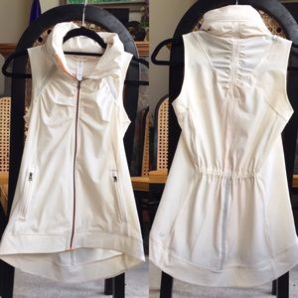 lululemon athletica Jackets & Blazers - Lululemon Go the Distance Lightweight Vest Sz 2